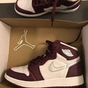 Retro OG Air Jordan One  Size 6Y/W 7.5 (Bordeaux)